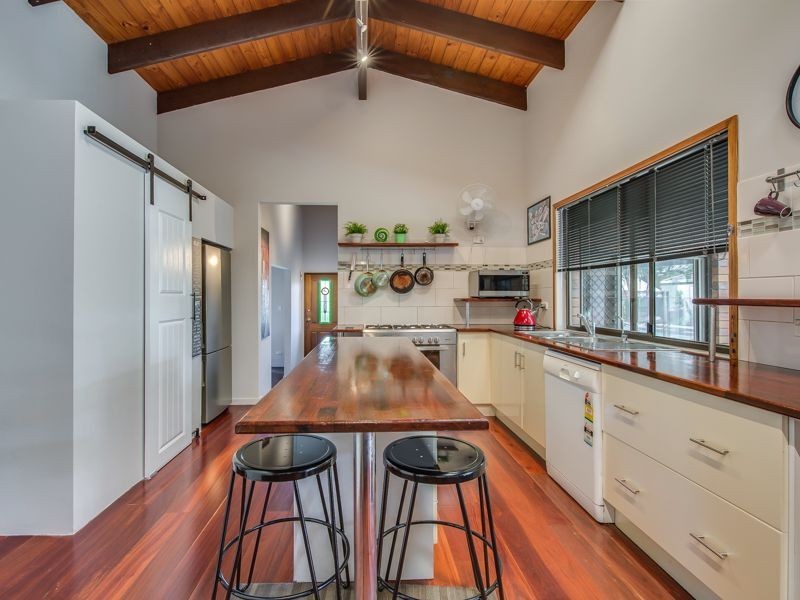 13 Latrobe Avenue, Helensvale QLD 4212