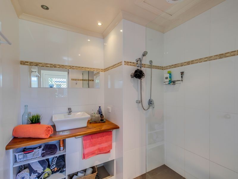 13 Latrobe Avenue, Helensvale QLD 4212