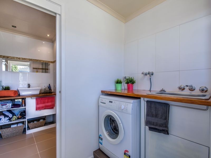 13 Latrobe Avenue, Helensvale QLD 4212