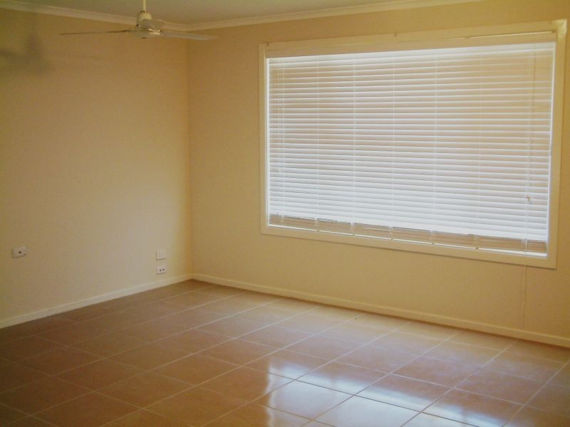 42 Studio Drive, Oxenford QLD 4210