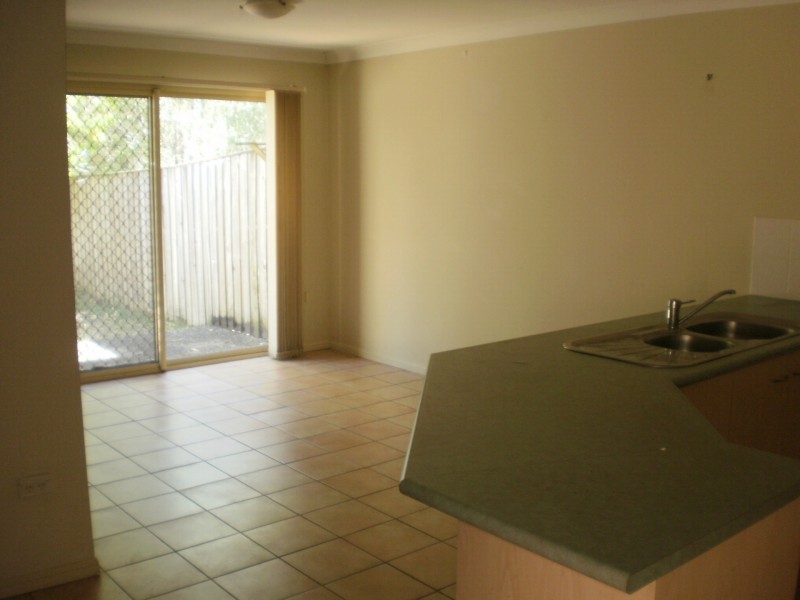 33 Trade Winds Drive, Helensvale QLD 4212