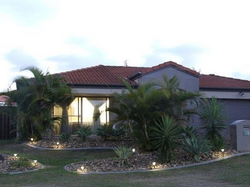 15 Harrow Place, Arundel QLD 4214