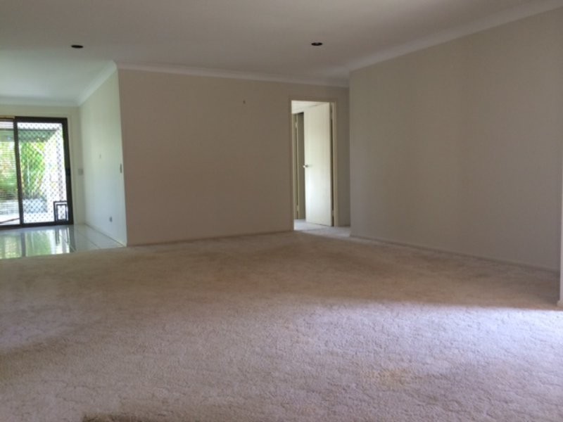 9 Peter Thompson Dr, Parkwood QLD 4214