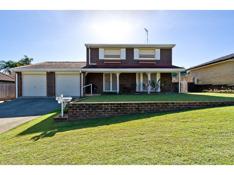 8 Wolvi Place, Helensvale QLD 4212