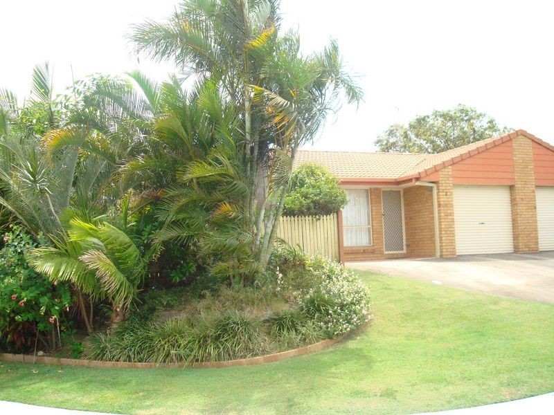 2/6 Academy Street, Oxenford QLD 4210