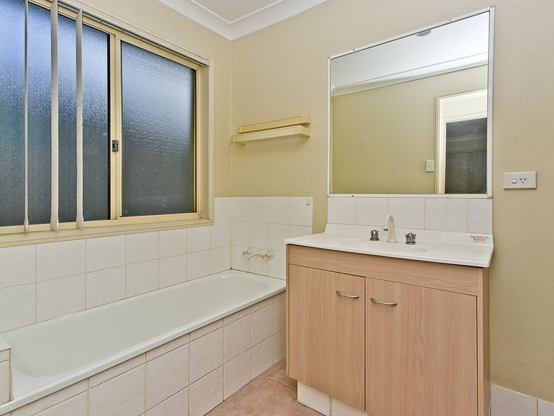 31 Trade Winds Drive, Helensvale QLD 4212