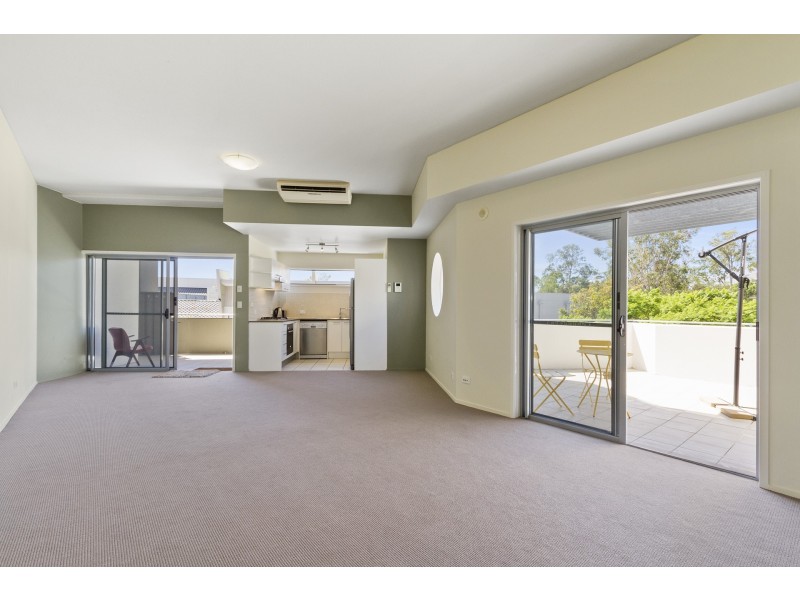 3-106/111 Lindfield Road, Helensvale QLD 4212