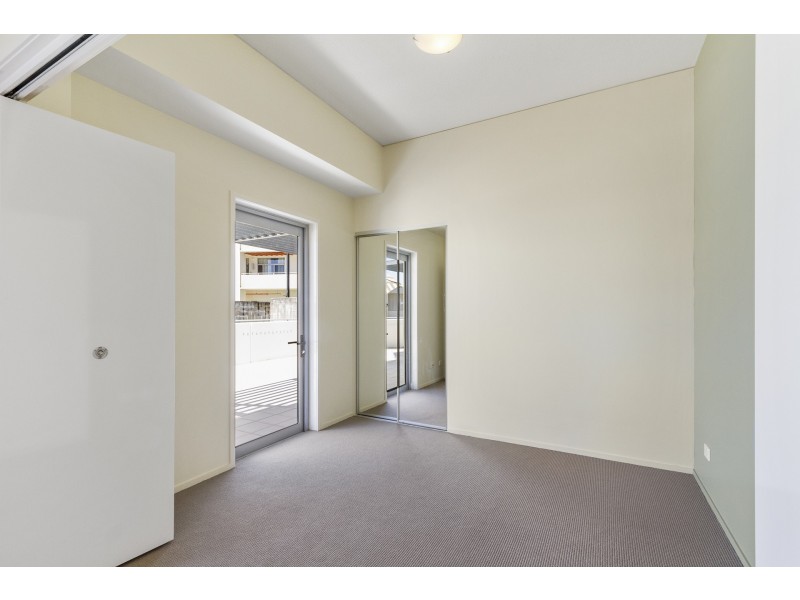 3-106/111 Lindfield Road, Helensvale QLD 4212