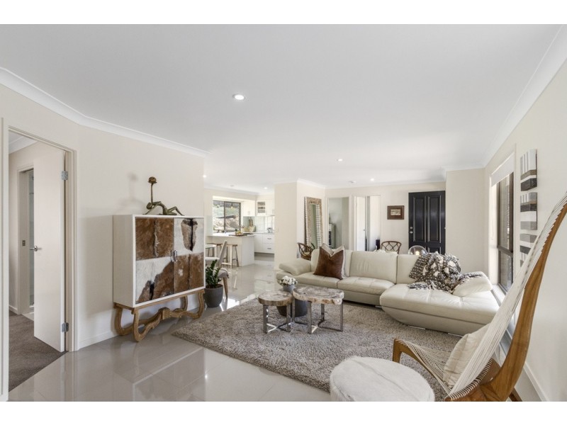 31 James Cagney Close, Parkwood QLD 4214