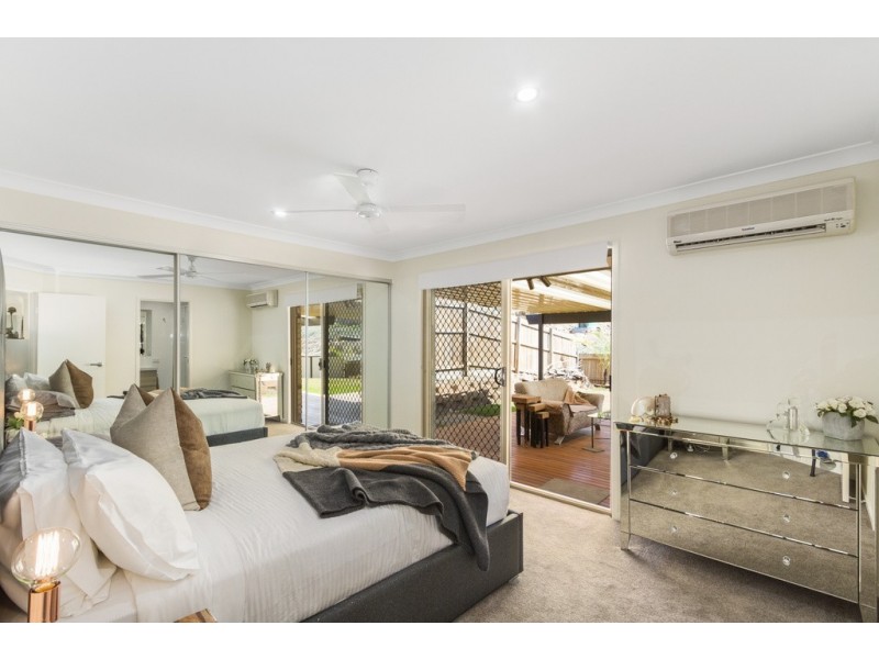 31 James Cagney Close, Parkwood QLD 4214