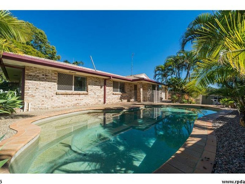 11 Mona Court, Oxenford QLD 4210