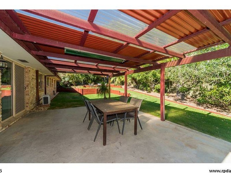 11 Mona Court, Oxenford QLD 4210