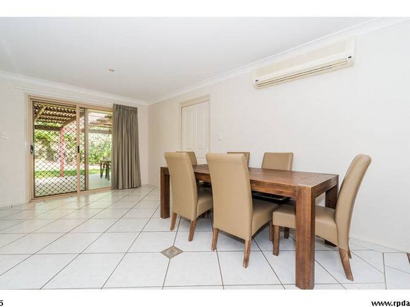 11 Mona Court, Oxenford QLD 4210