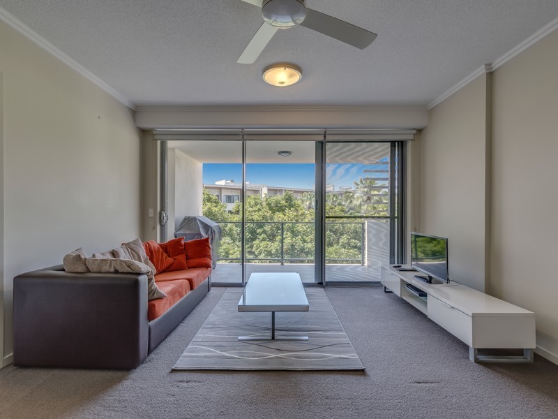 Apartment 13 Kingfisher/154 Musgrave Ave, Southport QLD 4215