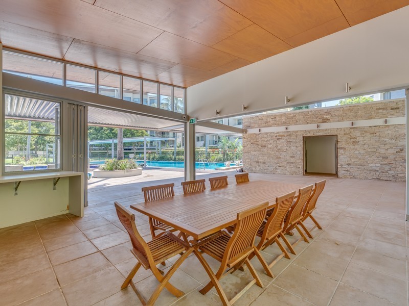 Apartment 13 Kingfisher/154 Musgrave Ave, Southport QLD 4215