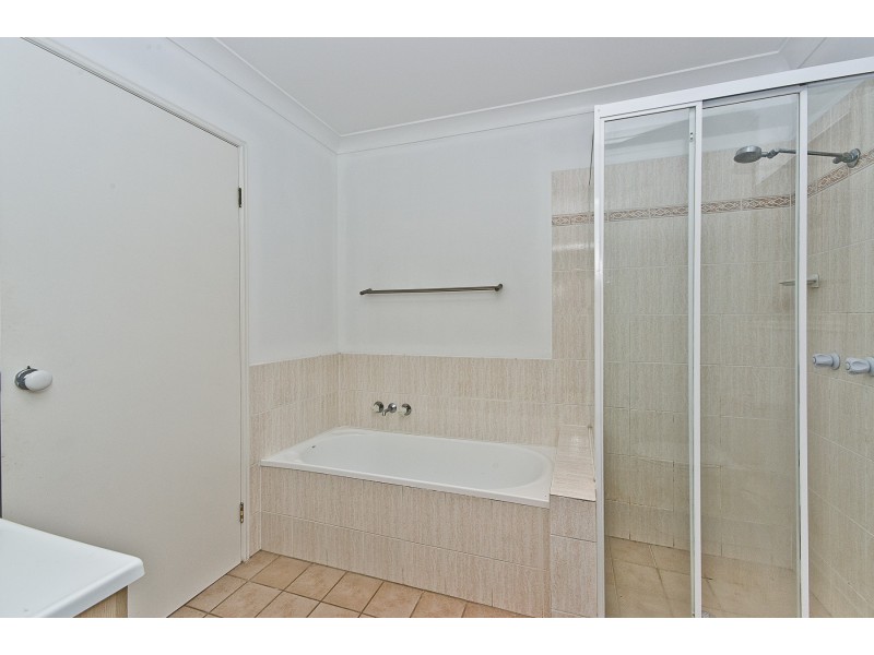 23/2 Anaheim Drive, Helensvale QLD 4212
