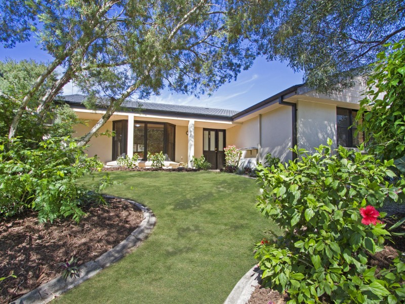 1 The Promontory, Helensvale QLD 4212