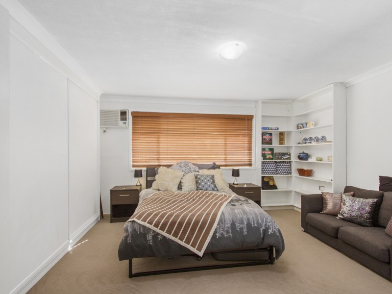 1 The Promontory, Helensvale QLD 4212