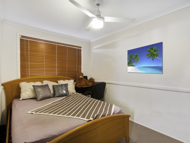 1 The Promontory, Helensvale QLD 4212