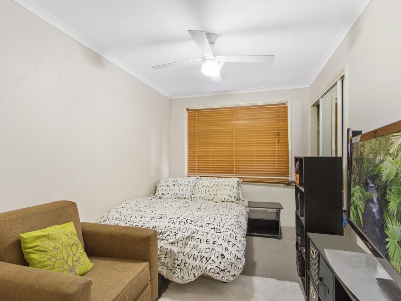 1 The Promontory, Helensvale QLD 4212