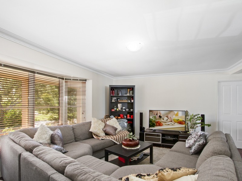 1 The Promontory, Helensvale QLD 4212