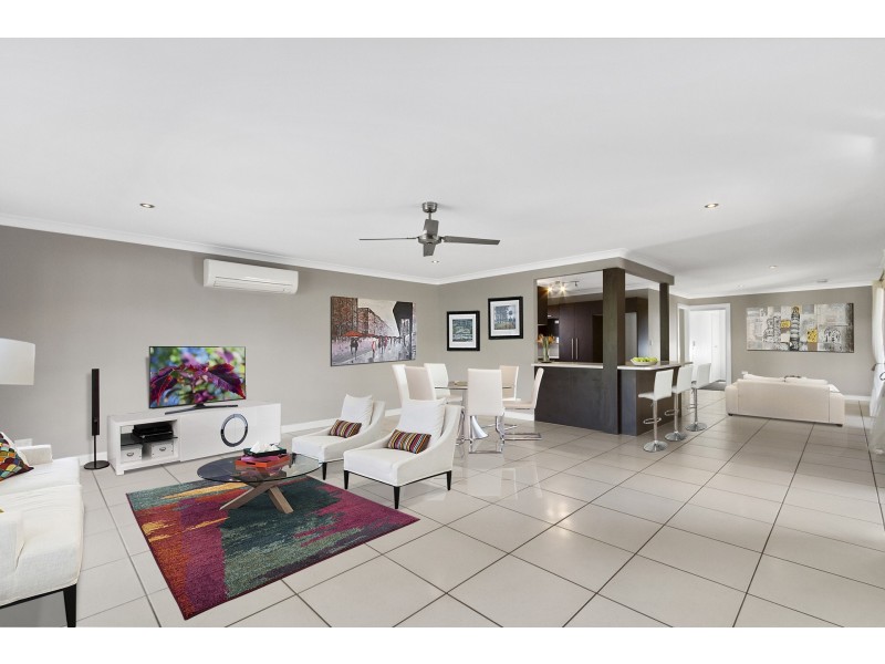 20 Ashford Road, Helensvale QLD 4212