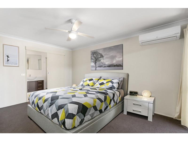 20 Ashford Road, Helensvale QLD 4212