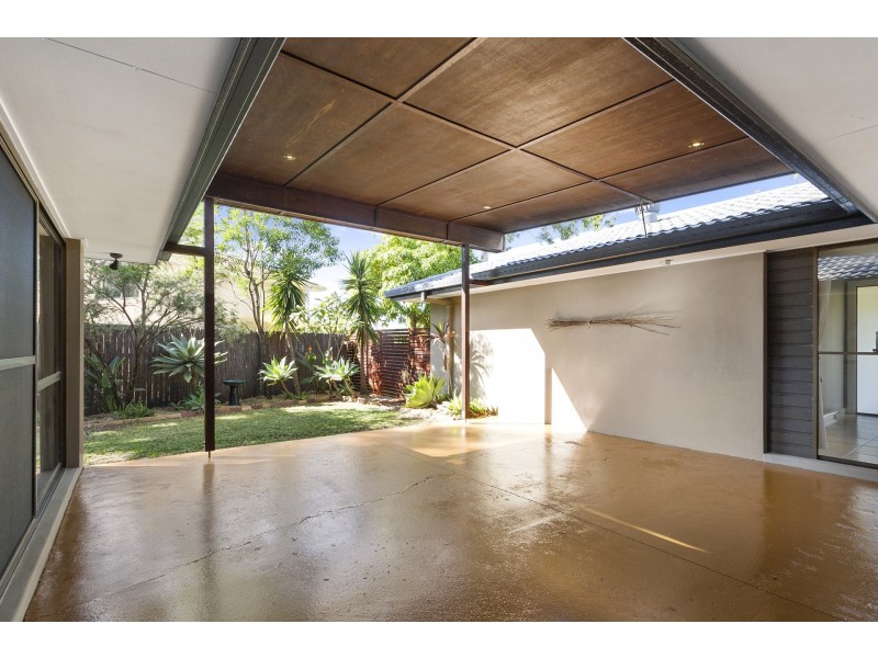 20 Ashford Road, Helensvale QLD 4212