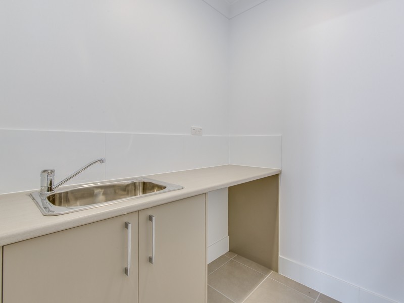3/8 Riverstone Road, Helensvale QLD 4212