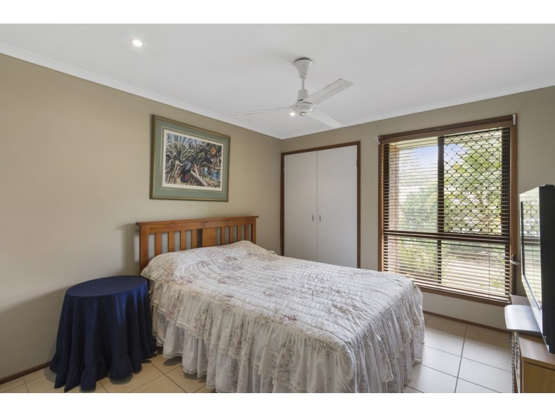 Unit 2/1 Chaplin Crescent, Oxenford QLD 4210
