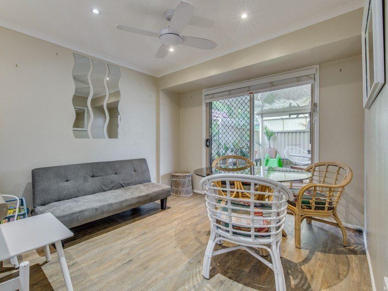 52 River Oak Drive, Helensvale QLD 4212