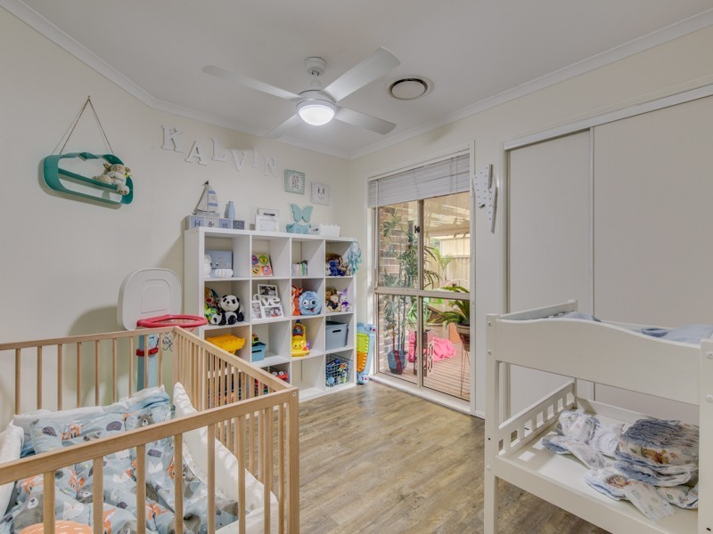 52 River Oak Drive, Helensvale QLD 4212