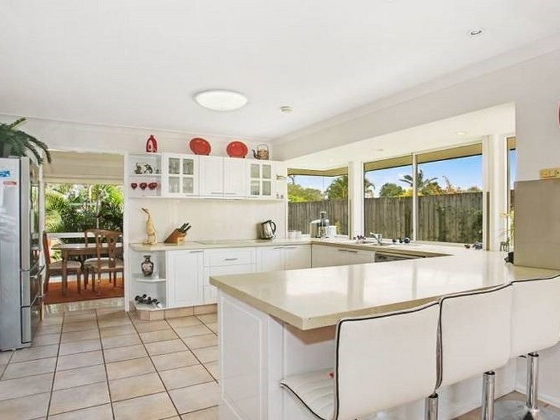 94 Monterey Keys Drive, Helensvale QLD 4212