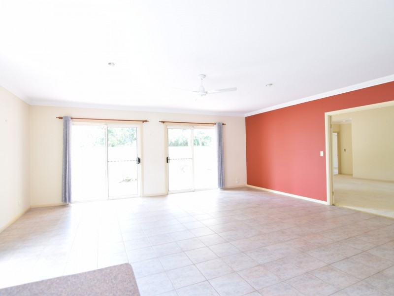 20 Oyster Cove Promenade, Helensvale QLD 4212