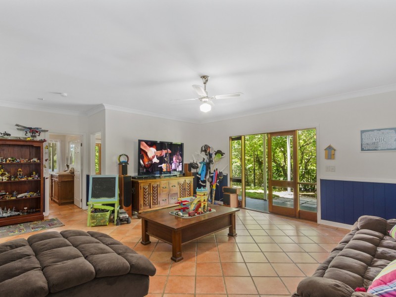 71 Barcoo Court, Clagiraba QLD 4211