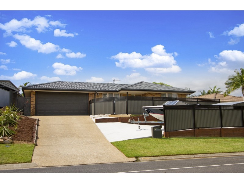 199 Mildura Drive, Helensvale QLD 4212