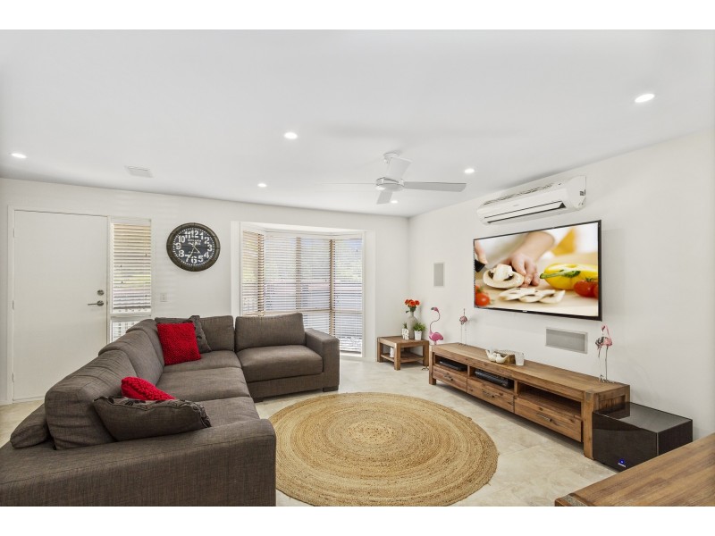 199 Mildura Drive, Helensvale QLD 4212