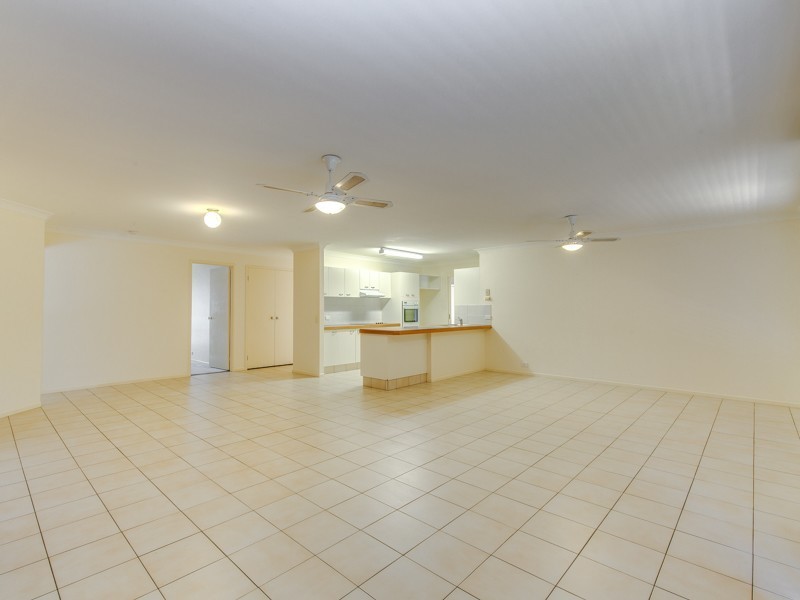 6 Otford Place, Helensvale QLD 4212