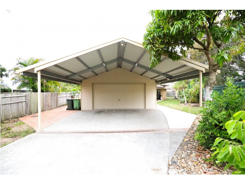 4 Lakewood Court, Helensvale QLD 4212