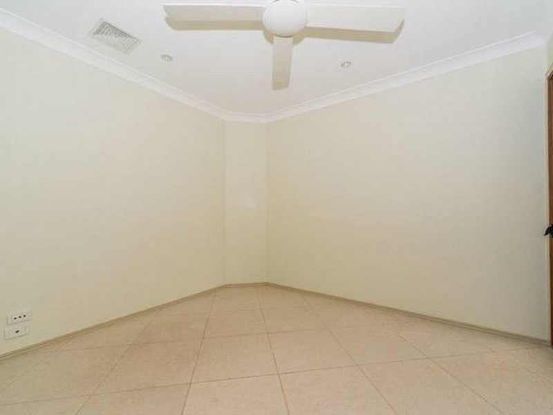 4 Lakewood Court, Helensvale QLD 4212