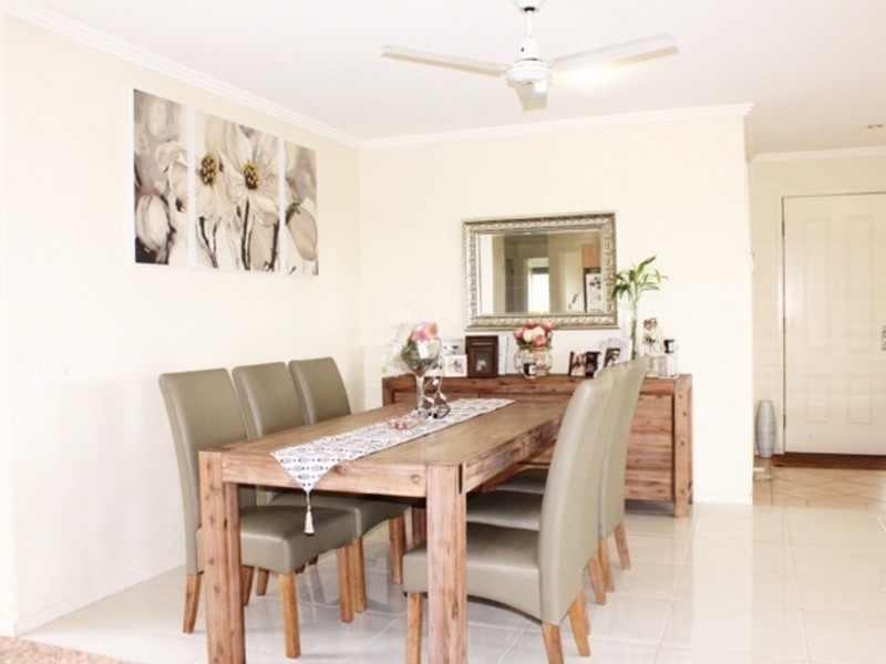 99 Lindfield Road, Helensvale QLD 4212