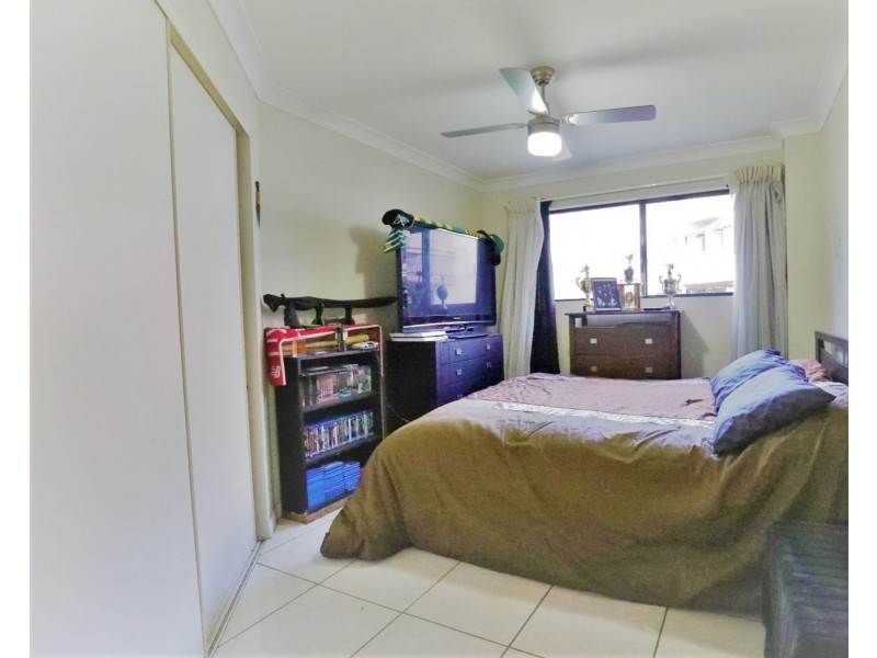 202/392 Marine Parade, Labrador QLD 4215