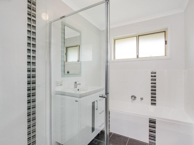 1/28 Artist Avenue, Oxenford QLD 4210