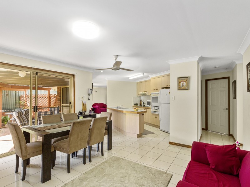 116 Mildura Drive, Helensvale QLD 4212
