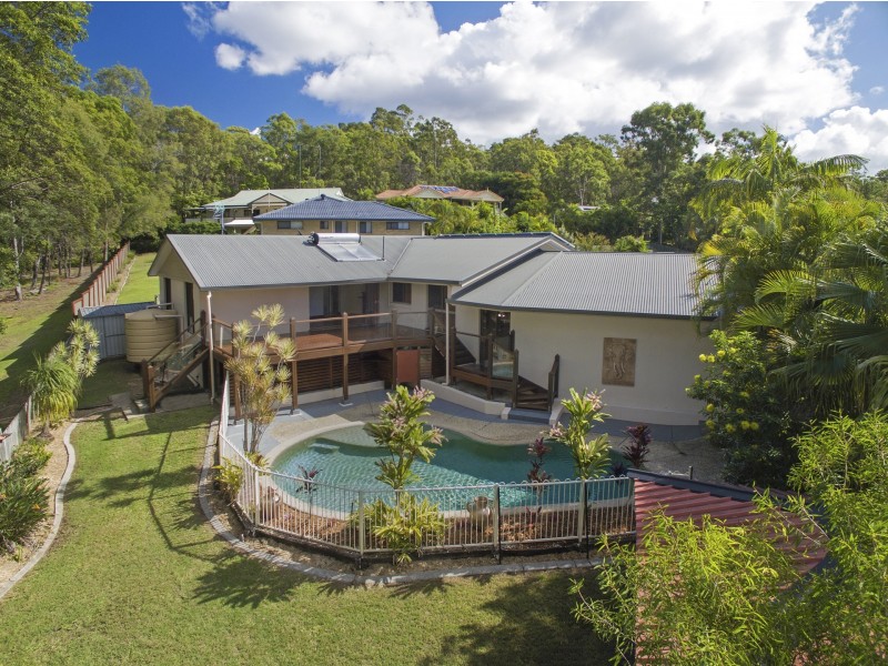 14 Camden Court, Helensvale QLD 4212