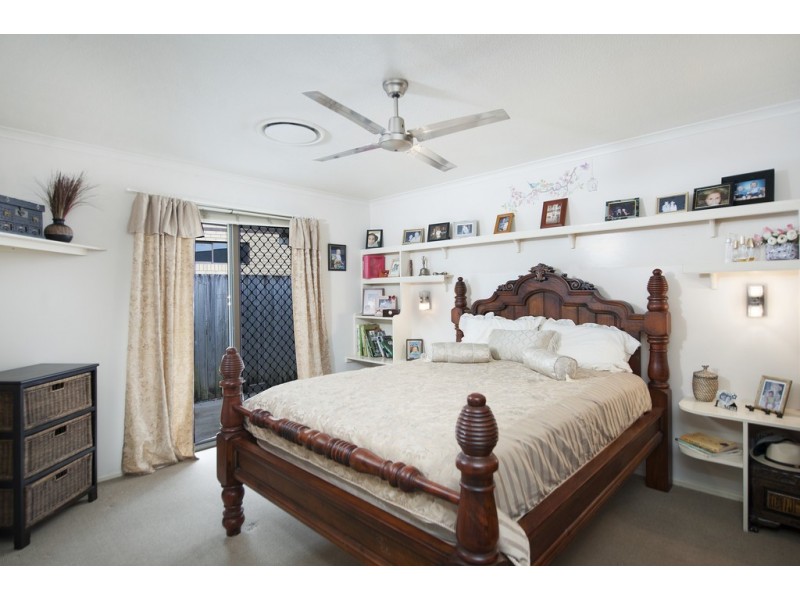 14 Camden Court, Helensvale QLD 4212