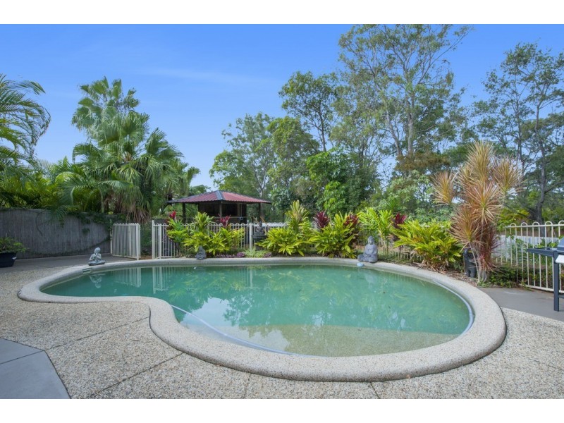 14 Camden Court, Helensvale QLD 4212