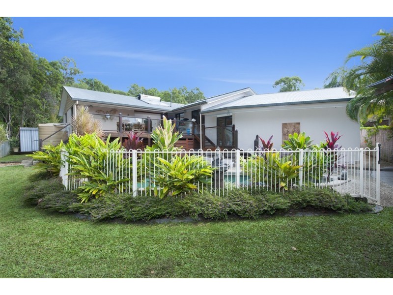 14 Camden Court, Helensvale QLD 4212