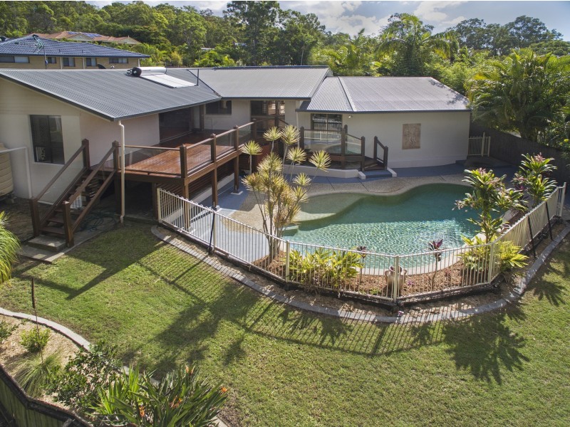 14 Camden Court, Helensvale QLD 4212