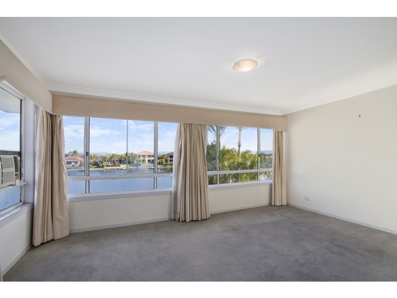 8 Prosperity Drive, Helensvale QLD 4212